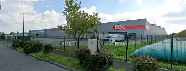 Plus de détails pour Rue Jean Monnet, Vieillevigne - Industriel/Logistique à vendre