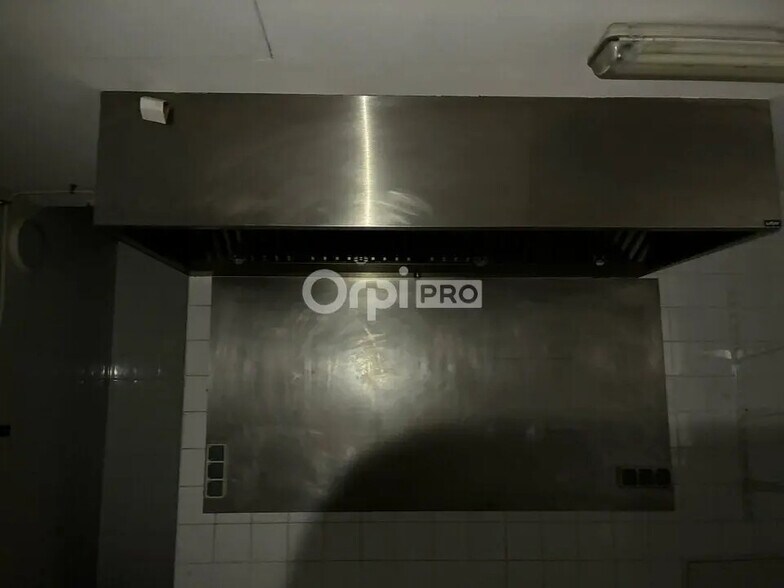 Local commercial dans Pau à louer - Photo intérieure – Image 3 sur 9