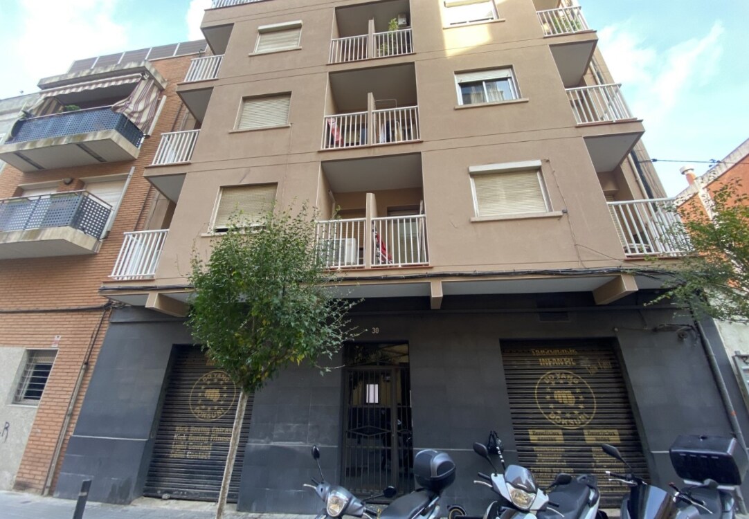 L'Hospitalet de Llobregat, BAR 08904 - Lot Puerta 01 - - Photo intérieure - Image 1 of 12