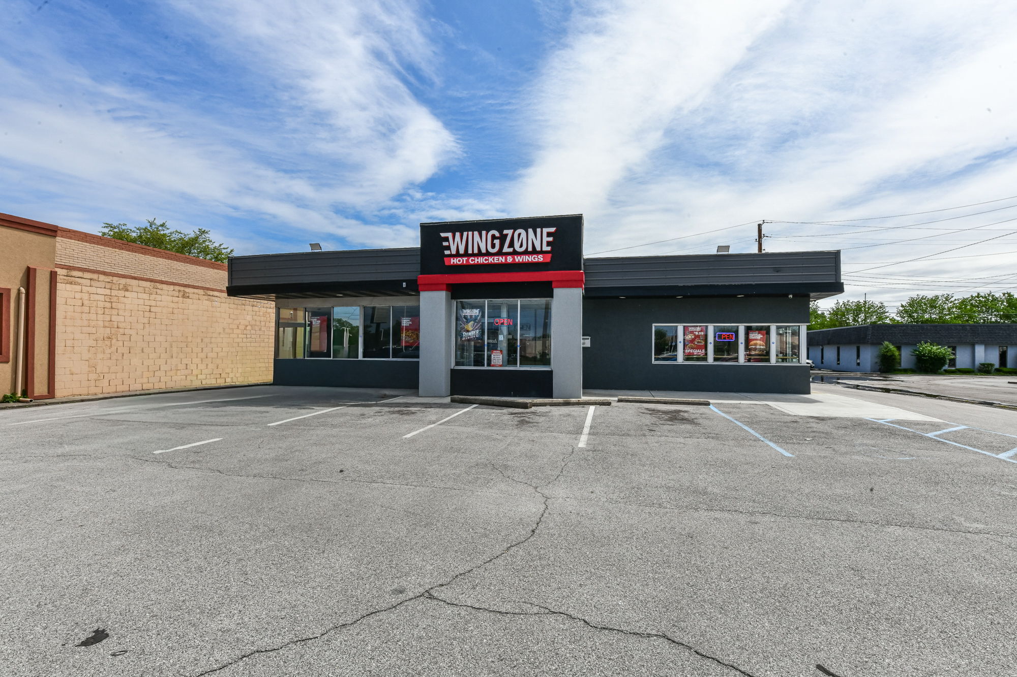 5527 N Keystone Ave, Indianapolis, IN à vendre Photo de l’immeuble– Image 1 sur 21