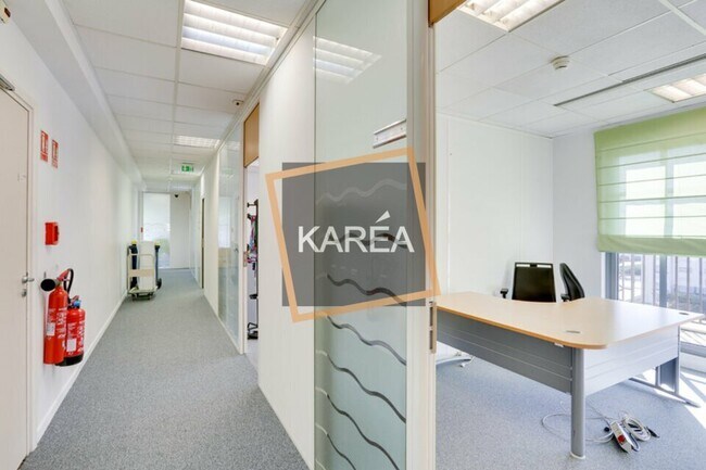 Plus de détails pour Bureau à louer