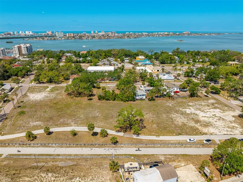 1101 N Garden Ave, Clearwater, FL à vendre - Photo de l’immeuble – Image 2 sur 31