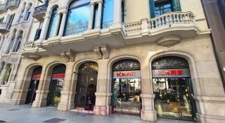 Local commercial dans Barcelone, Barcelona à louer - Photo de l’immeuble – Image 1 sur 3