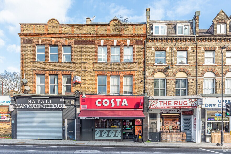 718 Holloway Rd, Londres à louer - Photo de l’immeuble – Image 3 sur 4