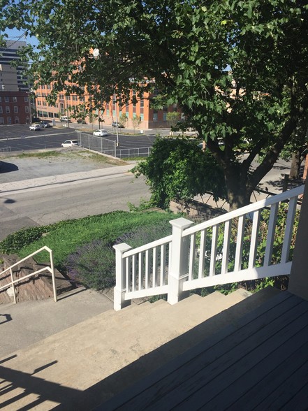 114 Day Ave SW, Roanoke, VA à louer - Photo de l’immeuble – Image 3 sur 3