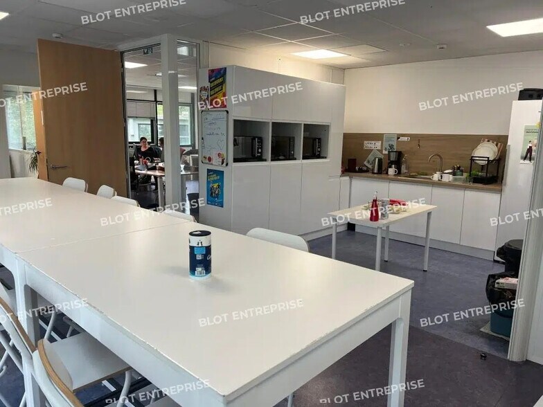 Bureau dans Nantes à louer - Photo de l’immeuble – Image 2 sur 10
