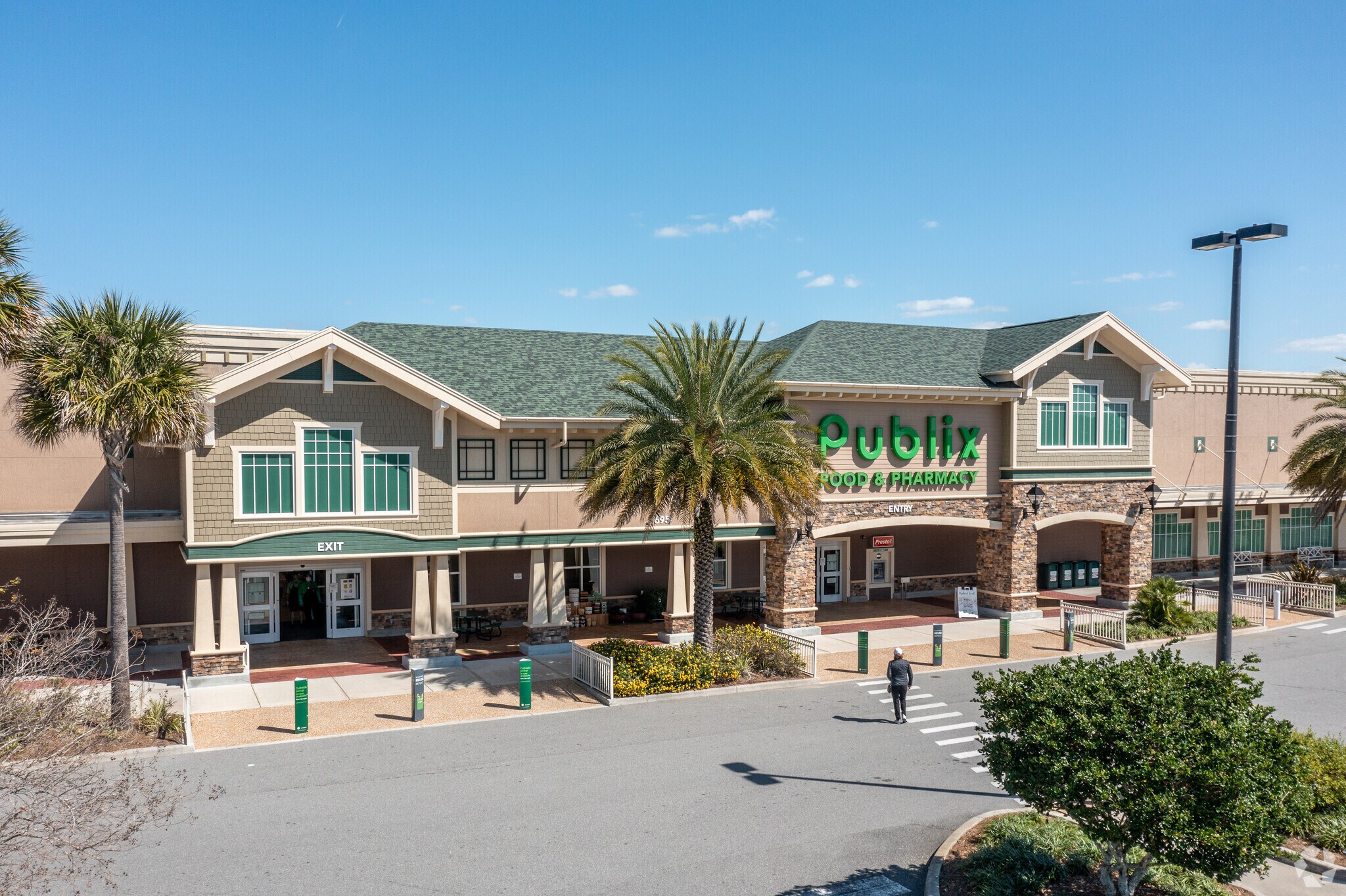 695 Kristine Way, The Villages, FL à louer Photo principale– Image 1 sur 5