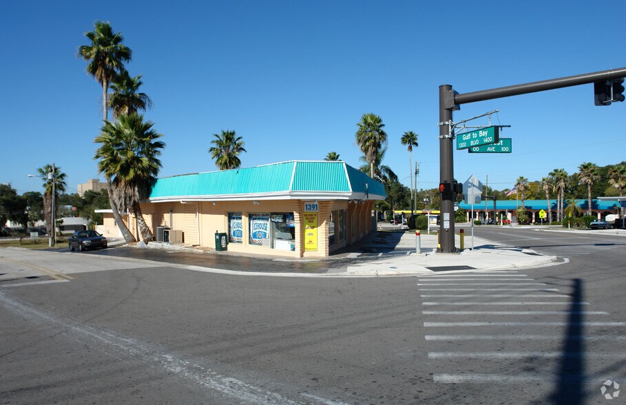 1383 Gulf To Bay Blvd, Clearwater, FL à louer - Photo de l’immeuble – Image 1 sur 25