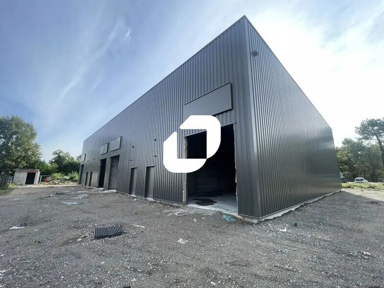 Local d'activités dans Marcheprime à vendre - Photo de l’immeuble – Image 1 sur 7