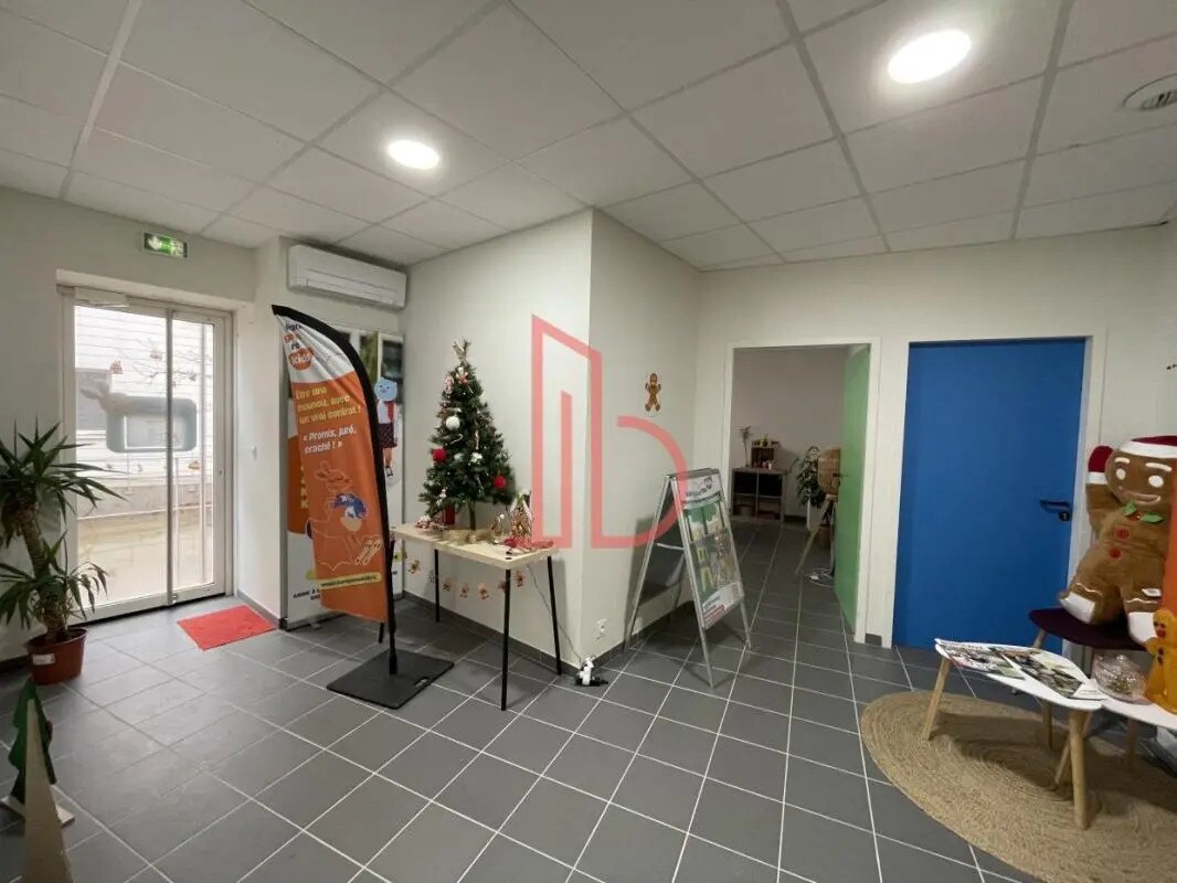 Bureau dans Bordeaux à vendre Hall d’entrée– Image 1 sur 7