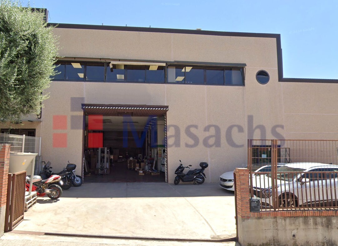 Industriel/Logistique dans Sant Joan Despí, Barcelona à louer Photo de l’immeuble– Image 1 sur 4