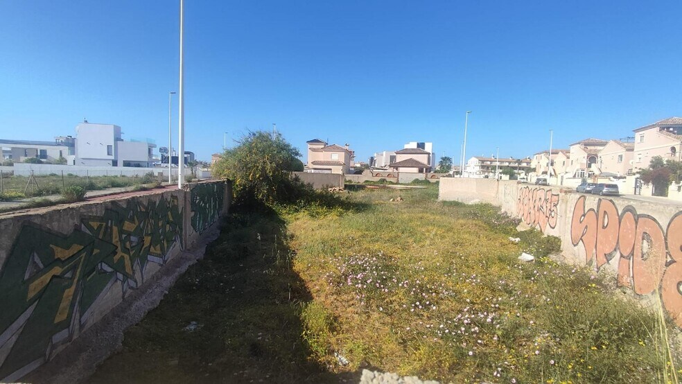 Carrer Zenia II, Orihuela, Alicante à vendre - Photo principale – Image 2 sur 4