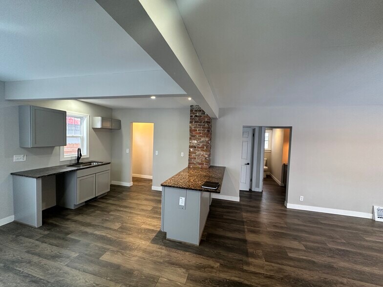 336 Lincoln Hwy, New Haven, IN à louer - Photo de l’immeuble – Image 2 sur 6