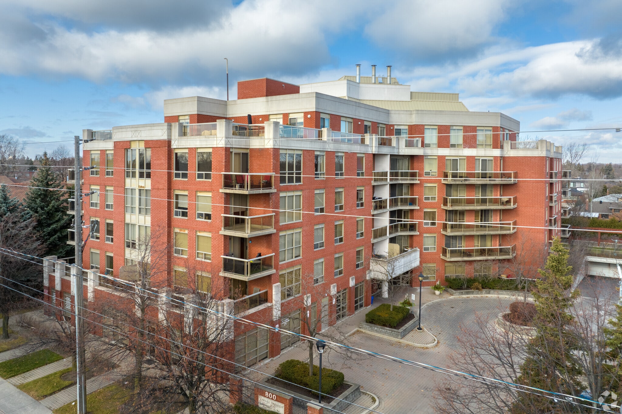 800 Sheppard Ave W, Toronto, ON à vendre Photo principale– Image 1 sur 30
