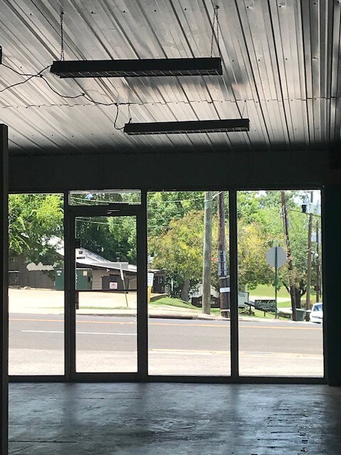 1501 Sam Houston Ave, Huntsville, TX à louer - Autre – Image 3 sur 23