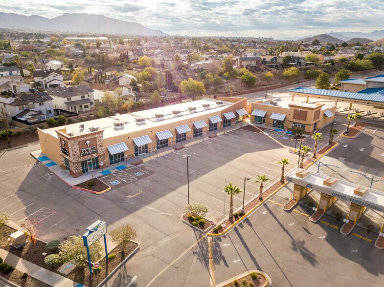 7400 Helen Of Troy, El Paso, TX à louer - Photo de l’immeuble – Image 2 sur 24