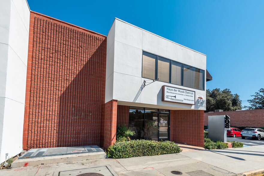 408 & 422 S Pasadena Avenue portefeuille de 2 biens à vendre sur LoopNet.fr - Photo de l’immeuble – Image 2 sur 18