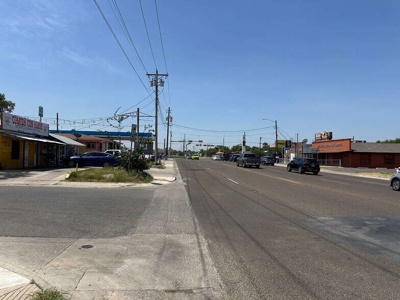 3901 McPherson Ave, Laredo, TX à vendre - Photo de l’immeuble – Image 3 sur 39