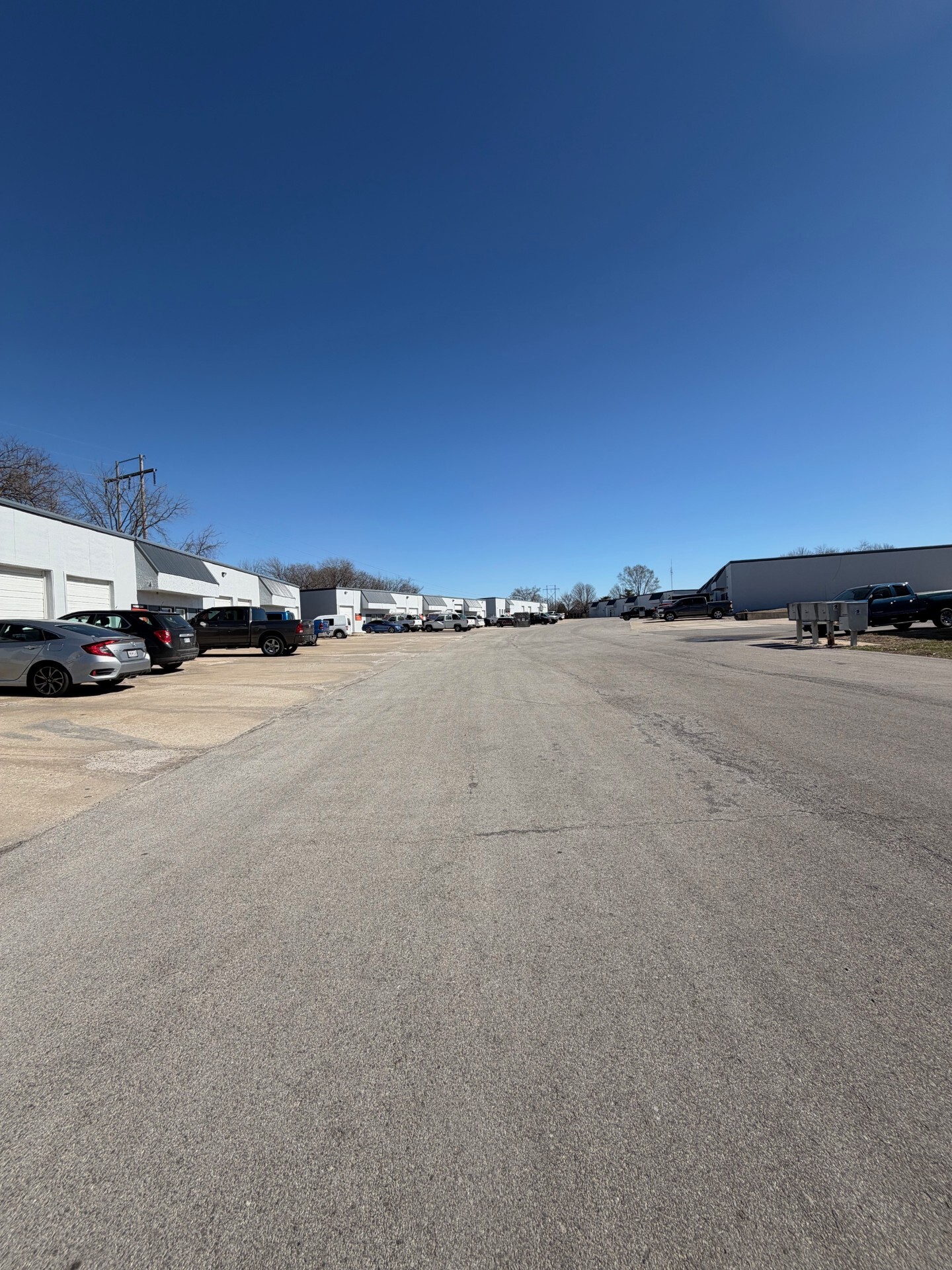 11513 Strang Line Rd, Olathe, KS à louer Photo de l’immeuble– Image 1 sur 7