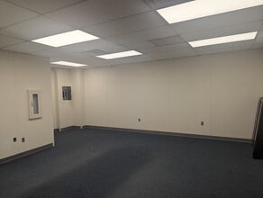 550 State Rd, Bensalem, PA à louer Photo intérieure– Image 2 sur 7