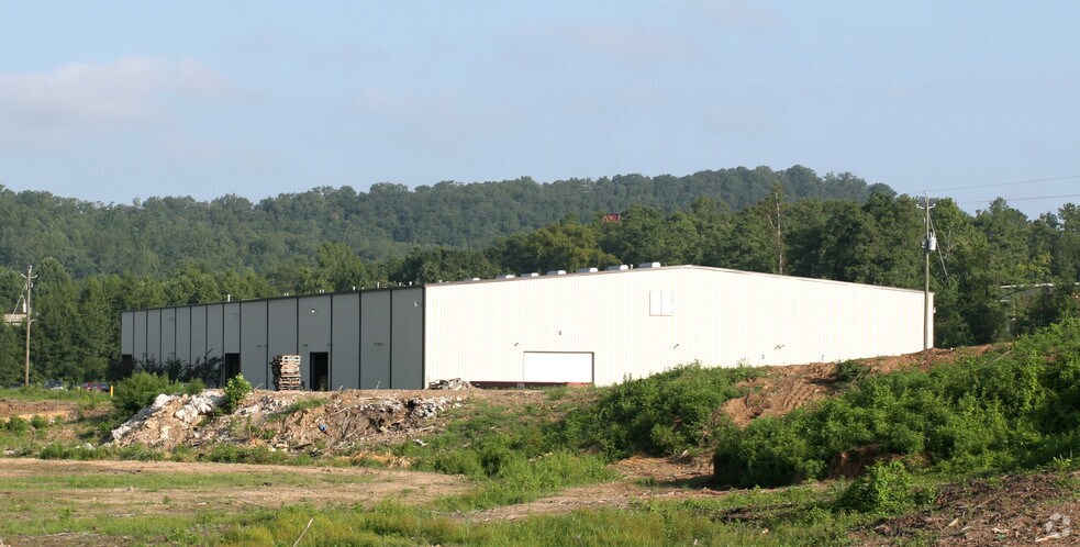 100 Gilbert Dr, Alabaster, AL à louer - Photo de l’immeuble – Image 2 sur 8