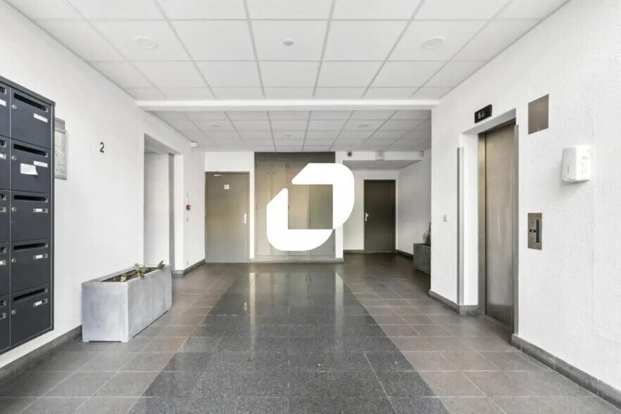 1 Boulevard De La Malvoisine, Lognes à vendre - Photo de l’immeuble – Image 3 sur 34