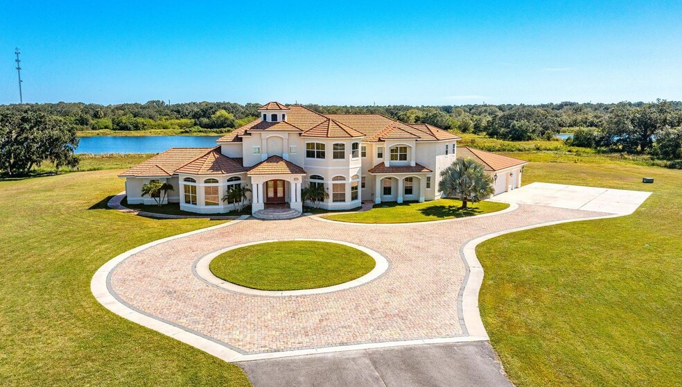 9235 Babcock St SE, Palm Bay, FL à vendre - Photo principale – Image 1 sur 9