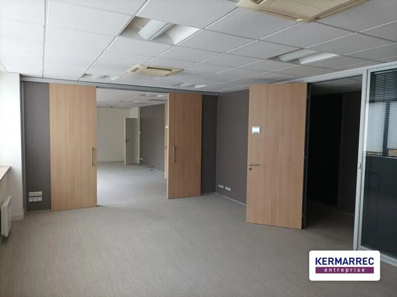 Bureau dans Rennes à vendre - Photo de l’immeuble – Image 2 sur 10