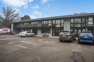 Plus de détails pour 810 N Lilac Dr, Golden Valley, MN - Bureau à vendre