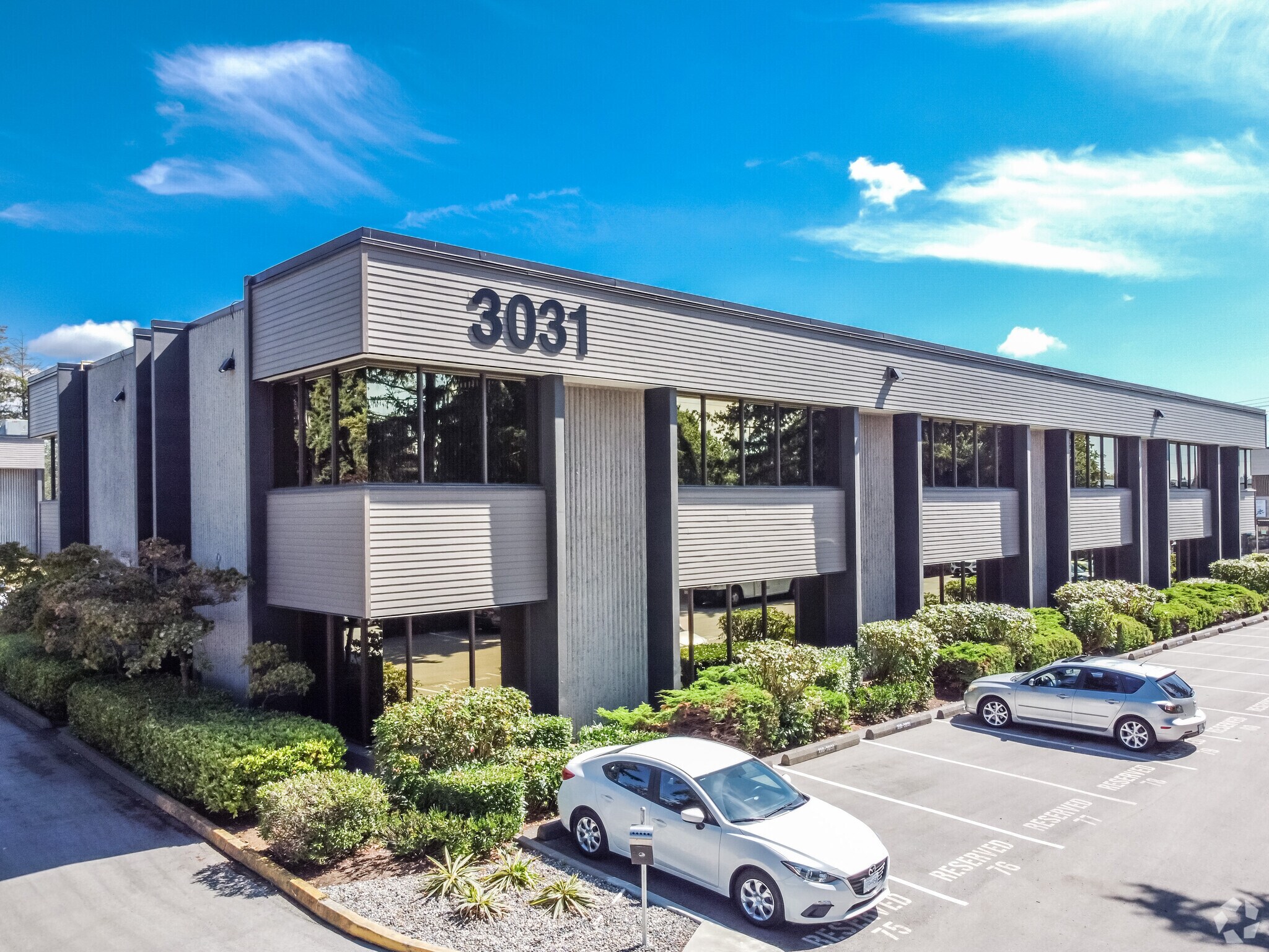 3031 Viking Way, Richmond, BC à louer Photo principale– Image 1 sur 9