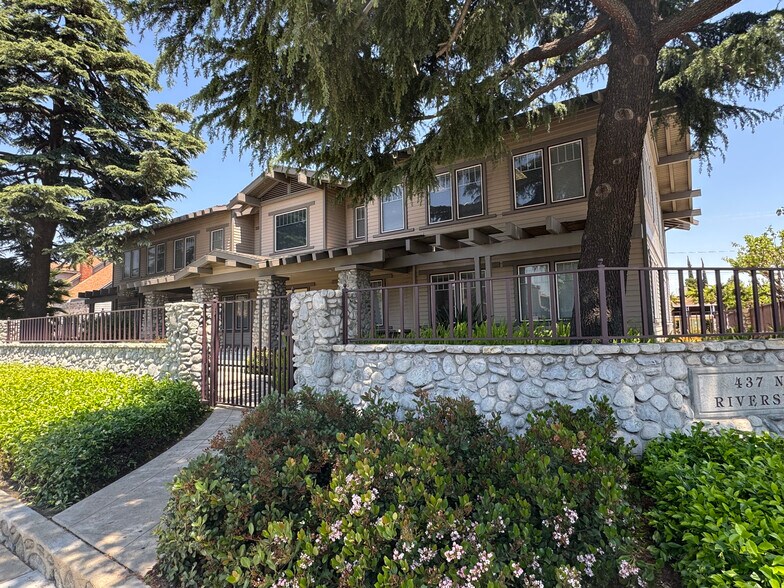 437 N Riverside Ave, Rialto, CA à louer - Photo de l’immeuble – Image 2 sur 37