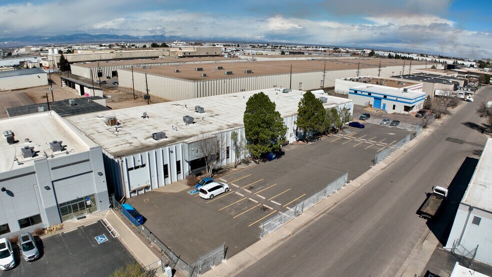 3795 Paris St, Denver, CO à louer - Photo de l’immeuble – Image 3 sur 5