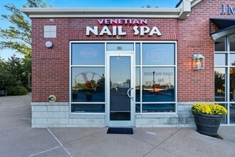 1550-1590 Clarkson Rd, Chesterfield, MO à louer Photo de l’immeuble– Image 2 sur 6