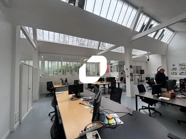 Plus de détails pour Bureau à louer