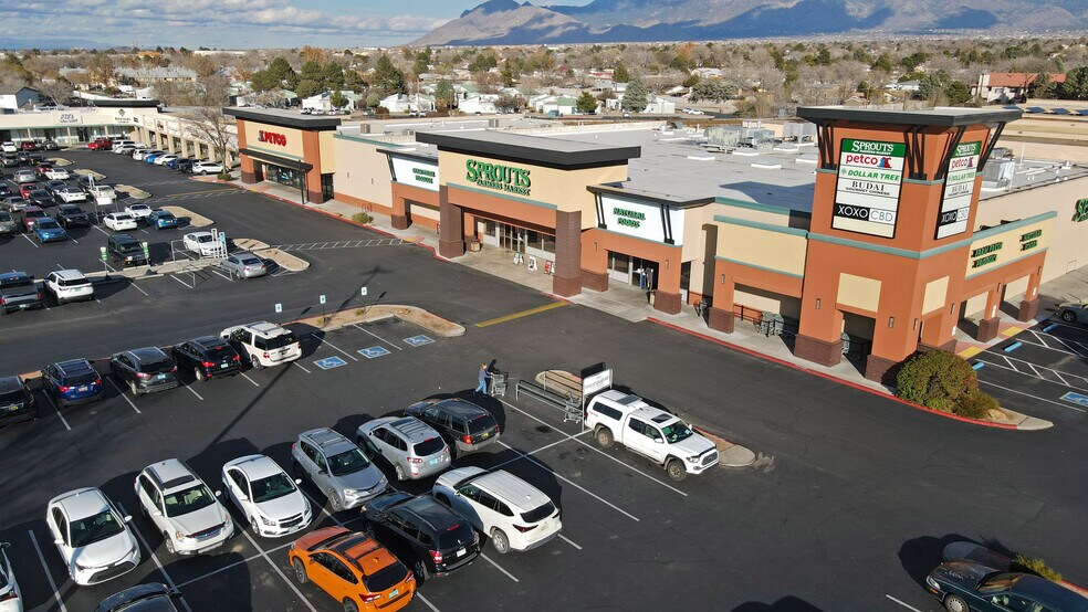 6300 San Mateo Blvd NE, Albuquerque, NM à louer - Photo de l’immeuble – Image 1 sur 10