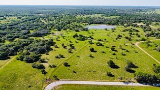 Plus de détails pour 10 Garrett Rd, Yoakum, TX - Terrain à vendre