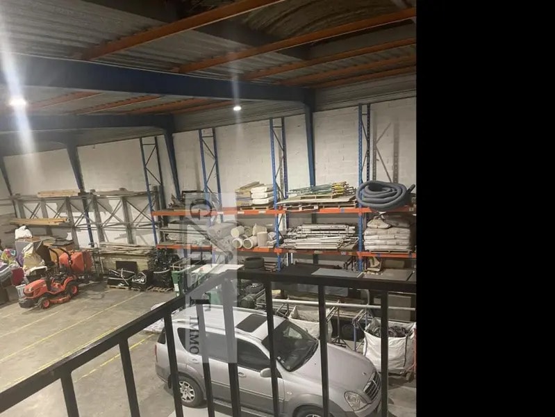 Industriel/Logistique dans Marines à vendre Photo intérieure– Image 1 sur 7
