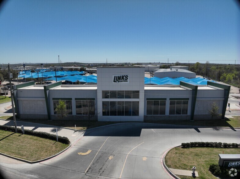 820 NE Alsbury Blvd, Burleson, TX à vendre – Image 3 sur 13