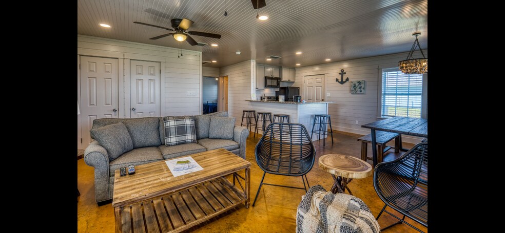 1287 S County Road 1155, Riviera, TX à louer - Photo de l’immeuble – Image 2 sur 27