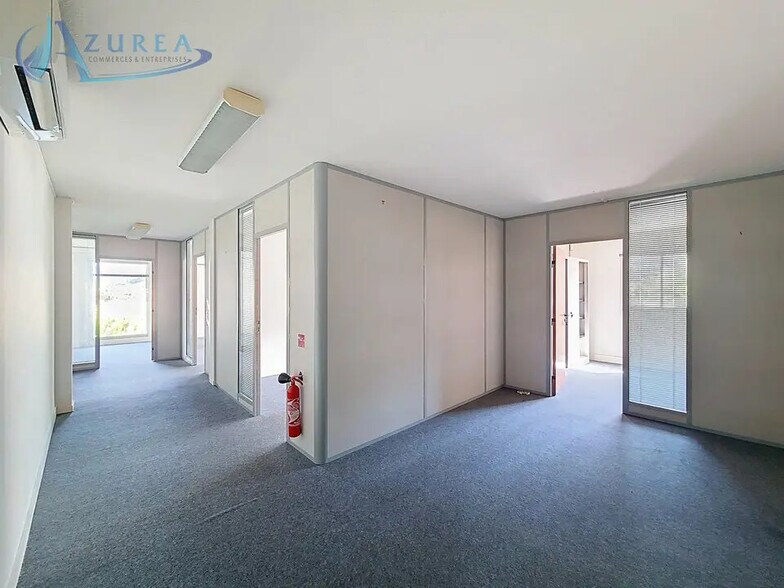 Bureau dans Nice à louer - Photo de l’immeuble – Image 1 sur 10