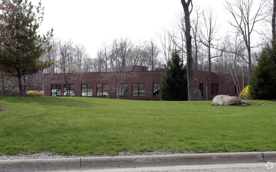 650 Mondial Pky, Streetsboro, OH à vendre - Photo de l’immeuble – Image 2 sur 3