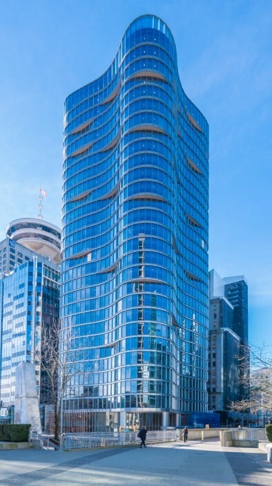 320 Granville St, Vancouver, BC à louer Photo de l’immeuble– Image 1 sur 2