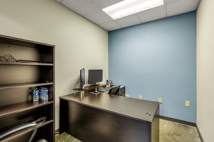 115 Pomona Dr, Greensboro, NC à louer - Photo intérieure – Image 2 sur 59