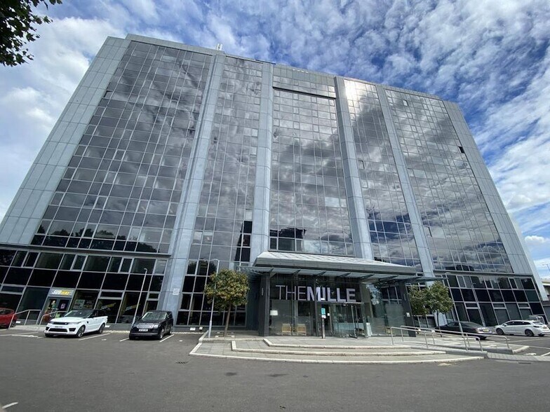 1000 Great West Rd, Brentford à louer - Photo de l’immeuble – Image 3 sur 176