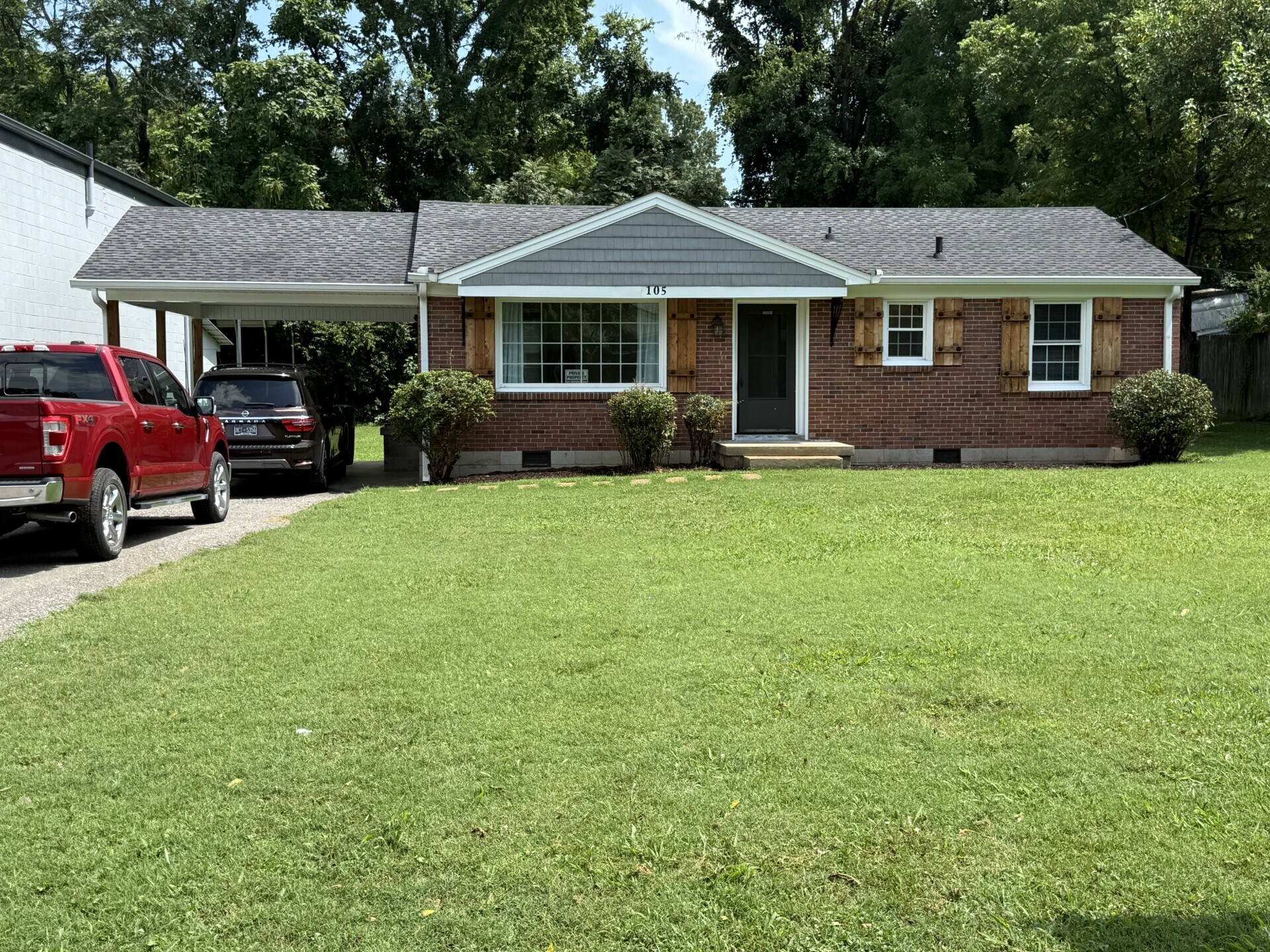 105 Donald St, Nashville, TN à vendre Photo de l’immeuble– Image 1 sur 8
