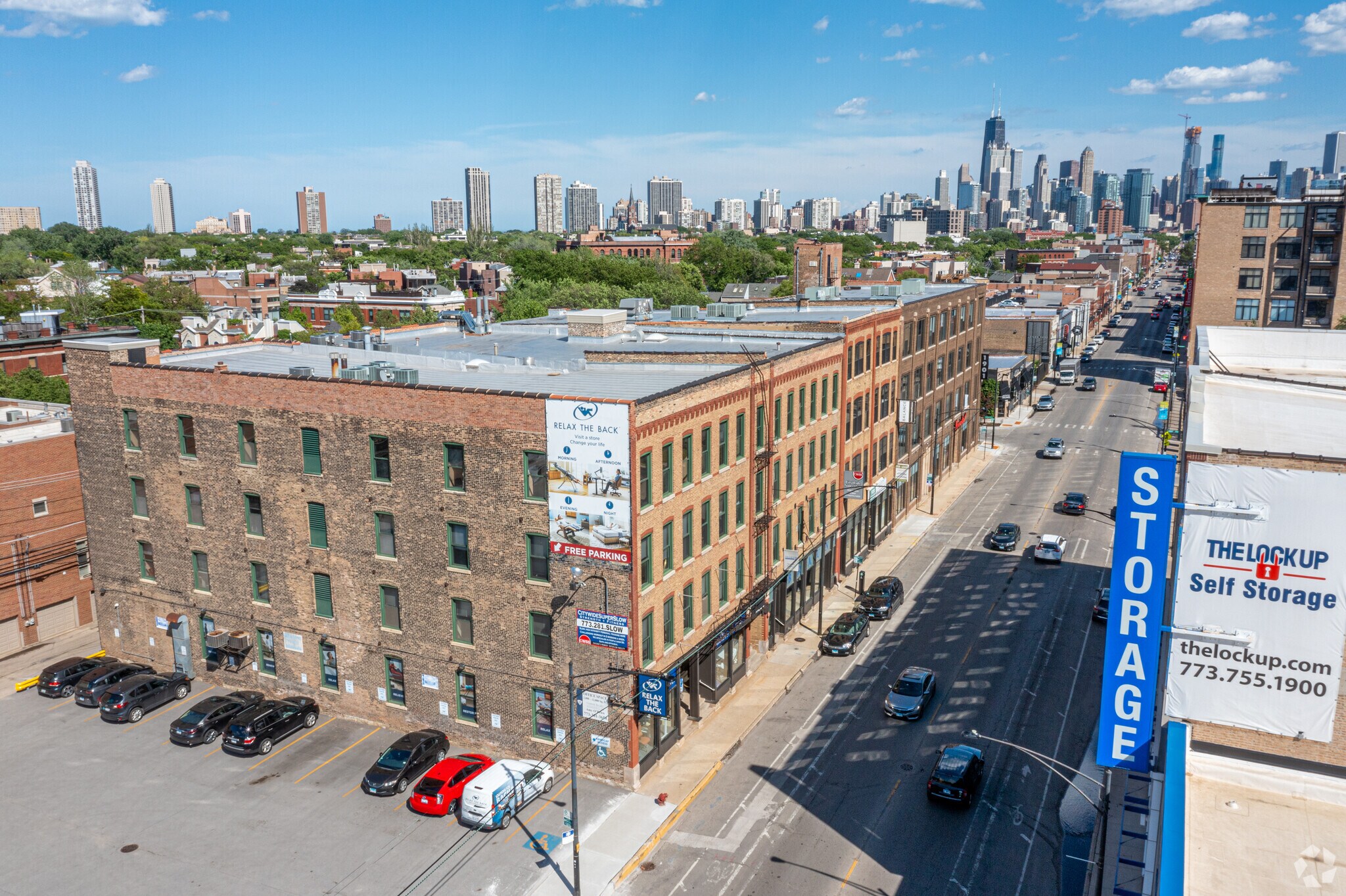 1925 N Clybourn Ave, Chicago, IL à louer Photo principale– Image 1 sur 2