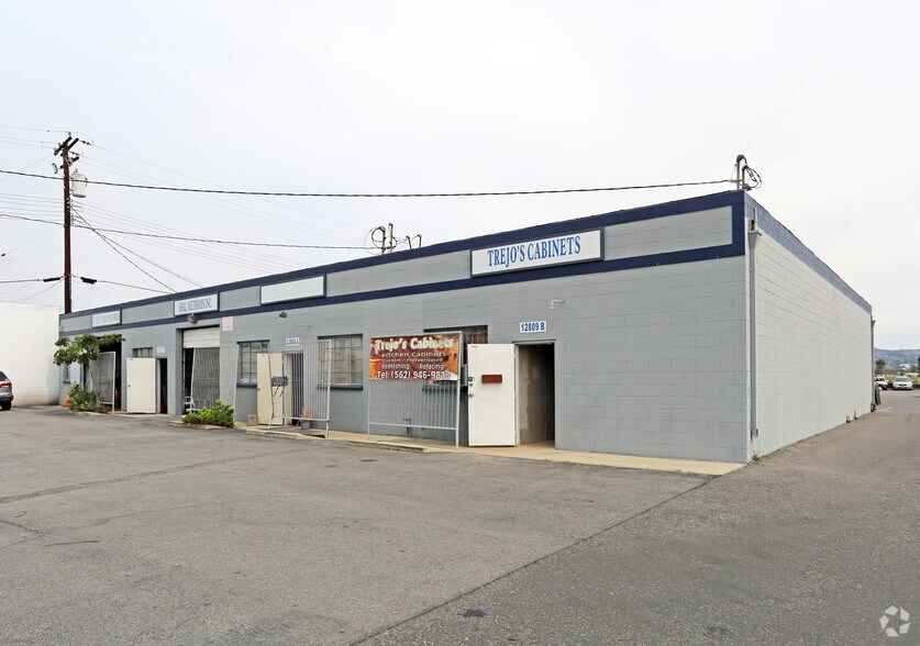 12807-12811 Los Nietos Rd, Santa Fe Springs, CA à louer - Photo de l’immeuble – Image 3 sur 5