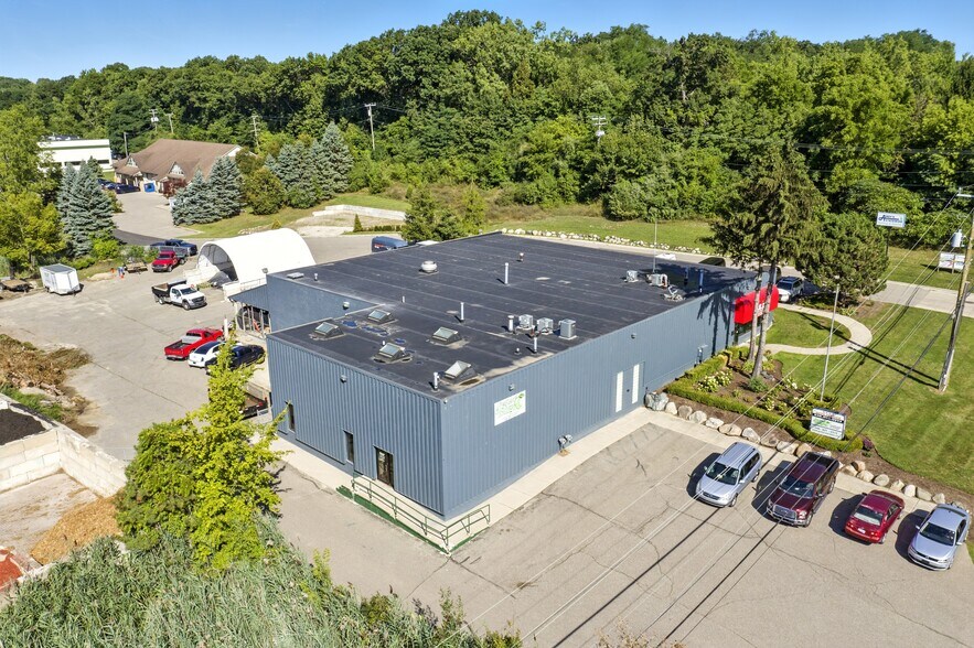 4800 Joslyn Rd, Lake Orion, MI à vendre - Photo de l’immeuble – Image 3 sur 135