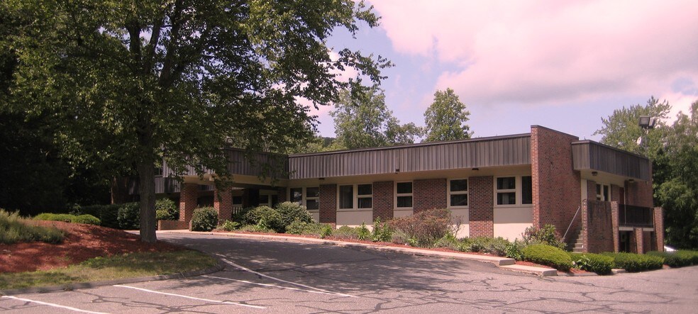 714 Chase Pky, Waterbury, CT à louer - Photo de l’immeuble – Image 3 sur 15