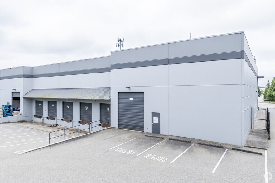 19099 25th Ave, Surrey, BC à louer - Photo de l’immeuble – Image 3 sur 4